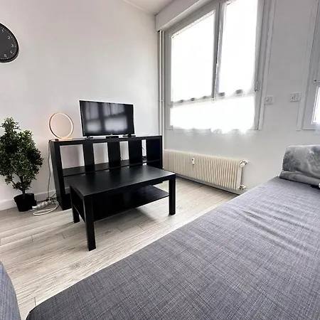 Un Cocon Paisible Avec Balneo Proche Centre Apartment
